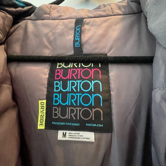 Burton snowboard jacket - Picture 3 of 3